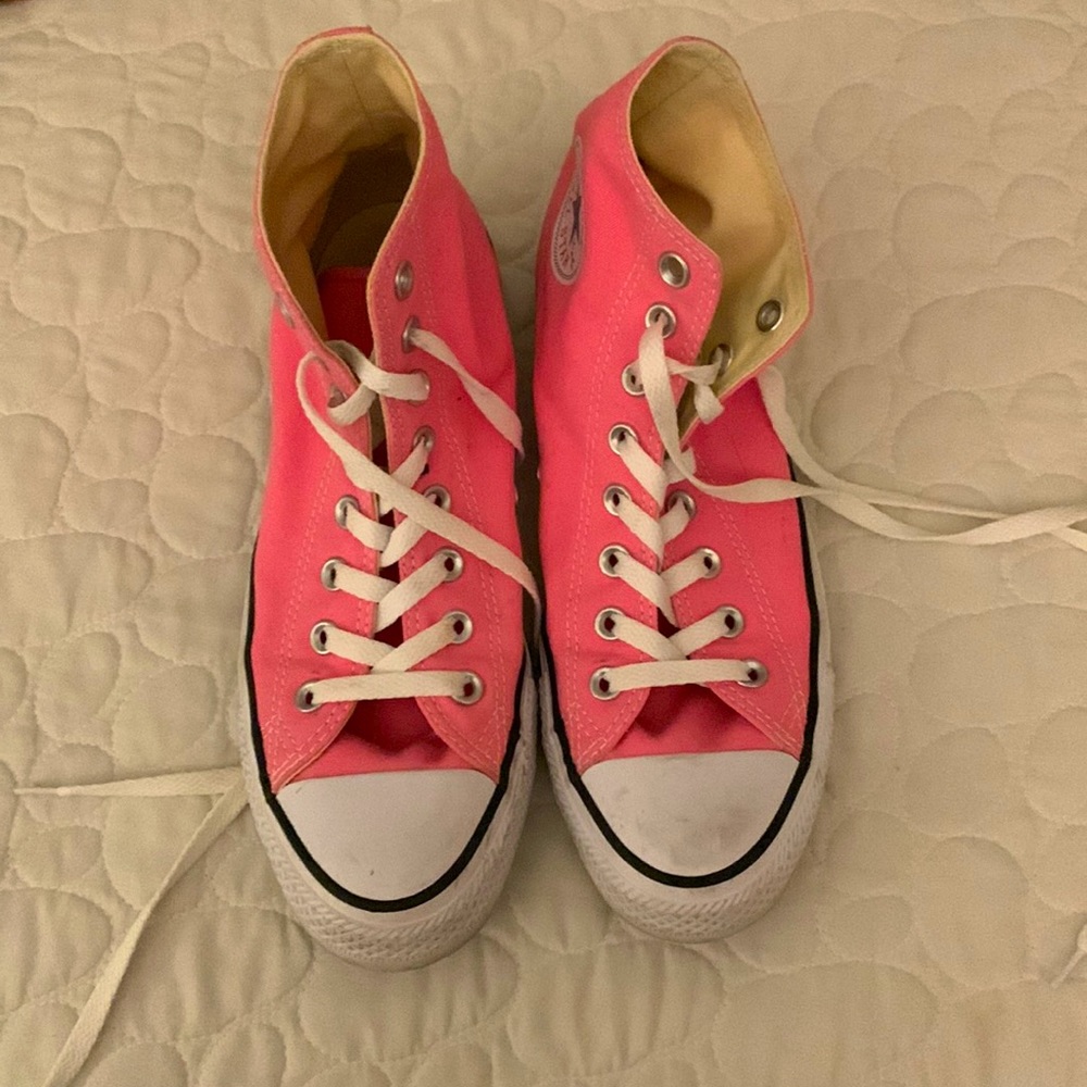 Women’s size 9 hot pink high top converse! Worn just a few times!